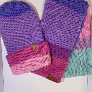 Hat and scarf set